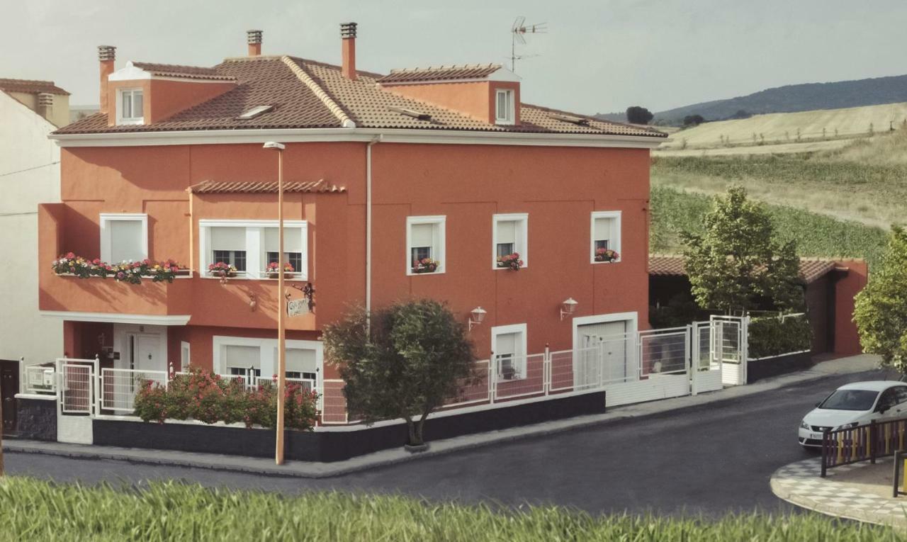 Nohales Apartamento 2 4/6 Pax Casa Rural El Sauce. A 2,5 Km De Cuenca Capital מראה חיצוני תמונה
