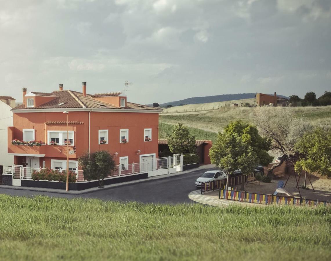 Nohales Apartamento 2 4/6 Pax Casa Rural El Sauce. A 2,5 Km De Cuenca Capital מראה חיצוני תמונה